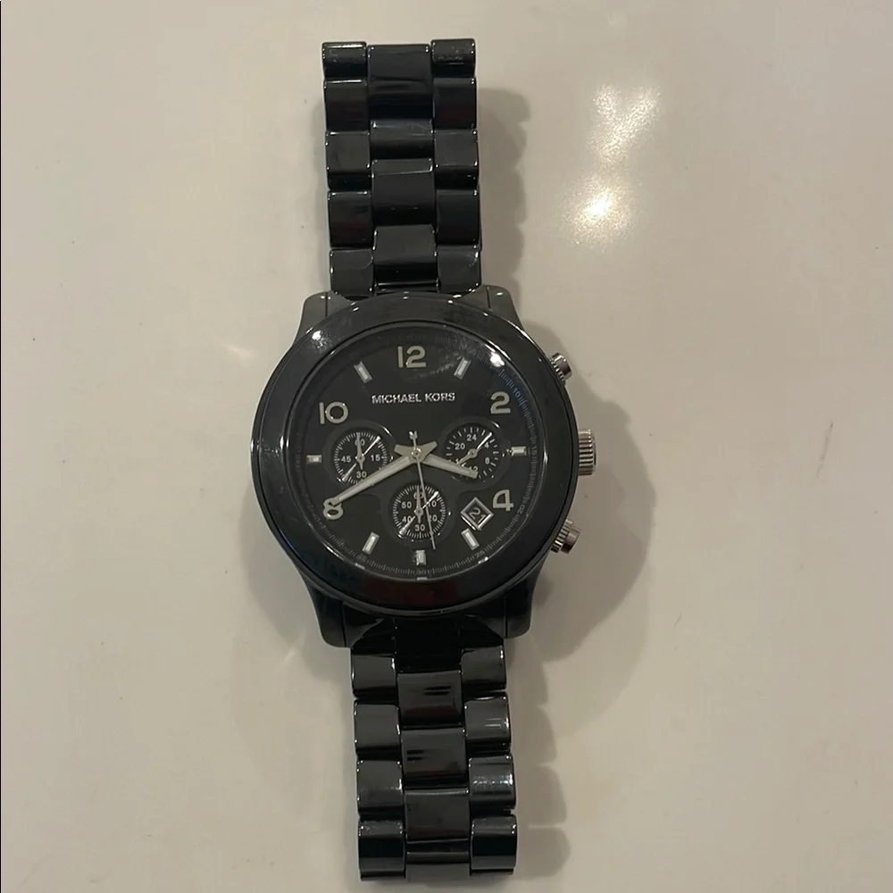 Michael Kors Black Dial Black Ceramic Bracelet Oversized Watch MK 5174 - Picture 2 of 7